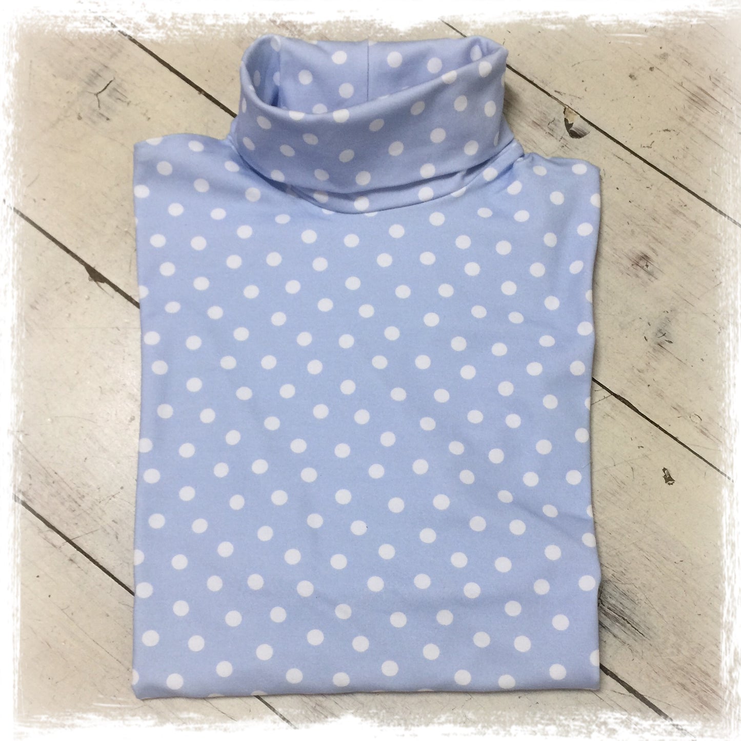 Pale Blue White Spot Skivvy